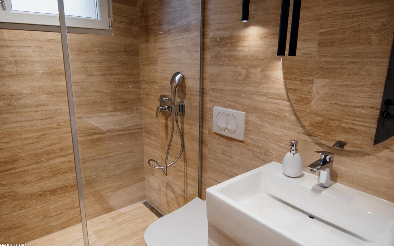Bathroom Storage for Hair Tools: Keep Cords, Brushes, and Products Tidy styled room