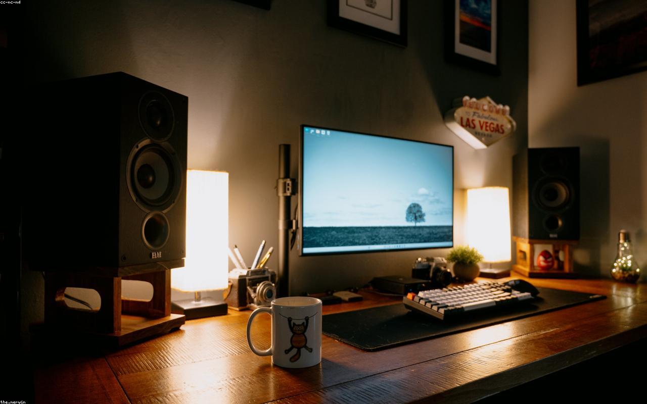 Home Office Charging Drawer Ideas for Phones, Cases, and Small Tech